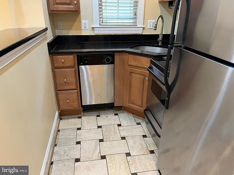 8414 Flower Ave #4 — Photo 7