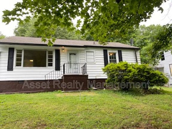 3rd image of 4403 Coffey St SW