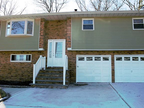 3rd image of 26 Johnson Ave