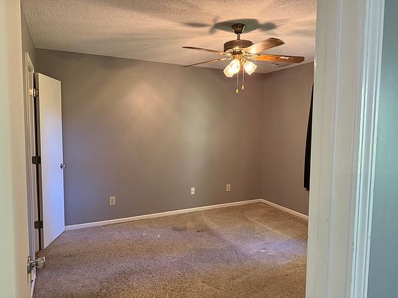 5th image of 522 S Kerr Ave #52
