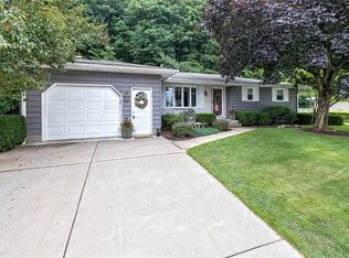 7701 Welcana Dr, Fairview, PA 16415