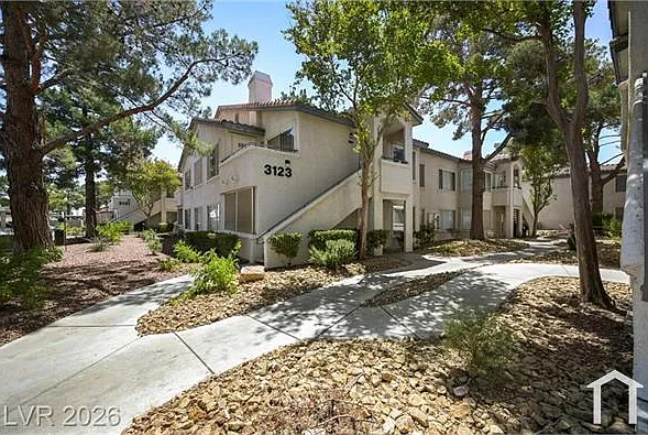 3123 Key Largo Dr — Photo 2