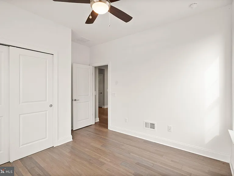 121 Cowbird St — Photo 34