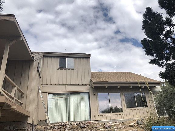 3rd image of 6 Western Dr