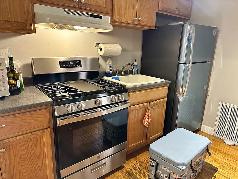 920 N Calvert St #2R — Photo 8
