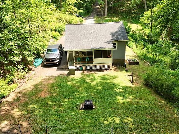 2nd image of 2043 Old Grandview Rd