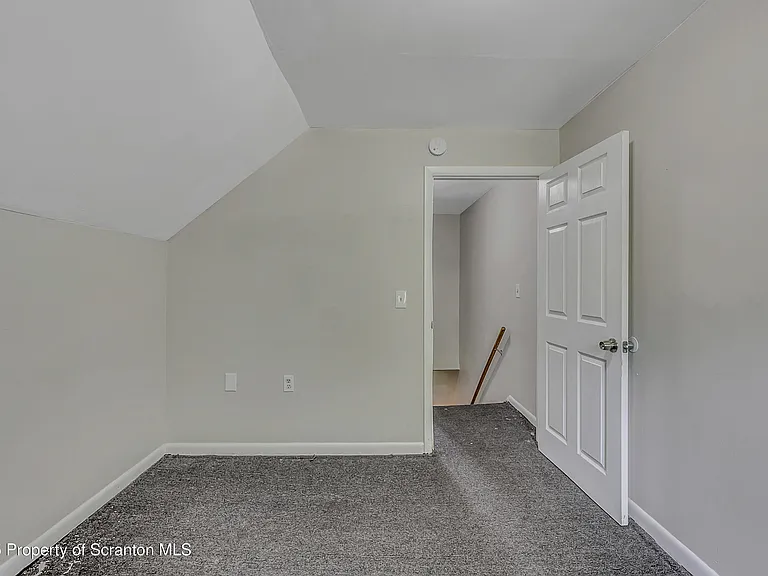 514 Stipp Ct — Photo 23