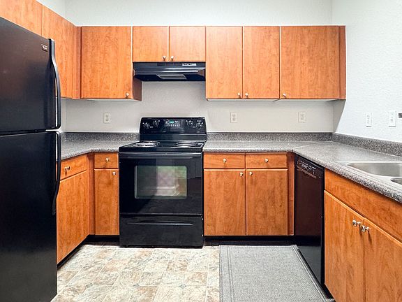 4th image of 202 E South St Unit 3044