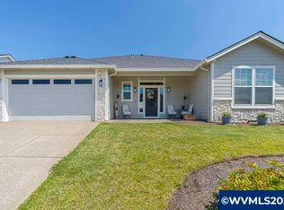 414 NW Cascade Mountain Dr, Dallas, OR 97338