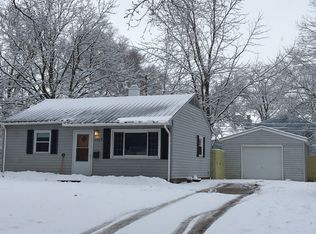 1107 E Delaware Ave, Urbana, IL