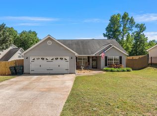 422 Lily Pond Ln, Taylors, SC 29687