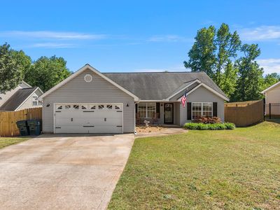 422 Lily Pond Ln, Taylors, SC, 29687