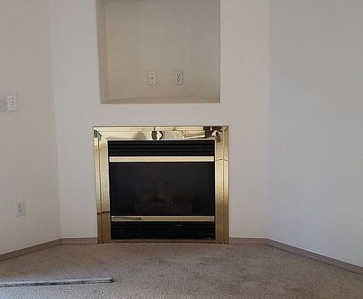 4th image of 9136 NE 54th St