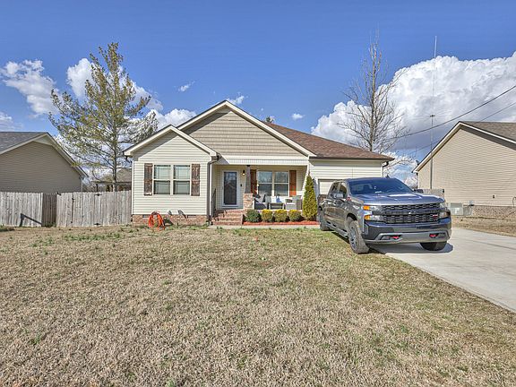 4th image of 76 Al White Dr