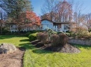 33 Snowdrop Dr, New City, NY 10956