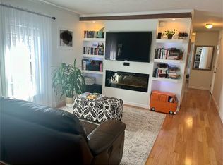 306 Flanders Rd, Riverhead, NY 11901