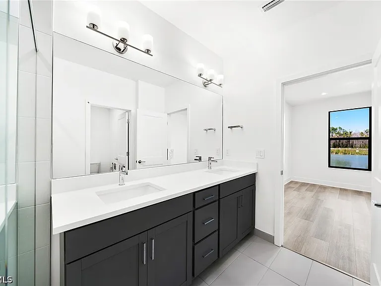 13104 Georges Cay Pl — Photo 29