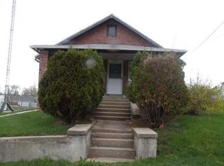 593 W Tompkins St, Galesburg, IL 61401