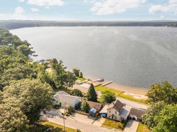 314 Bates St, Fife Lake, MI 49633
