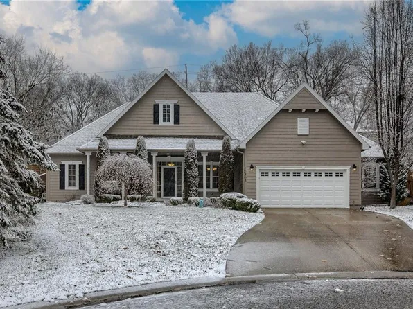 12808 W 83rd Ter, Lenexa, KS 66215
