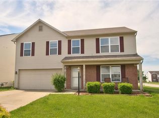 2155 Lakecrest Dr, Columbus, IN
