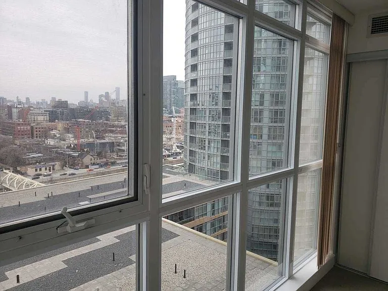151 Dan Leckie Way #1706 — Photo 8