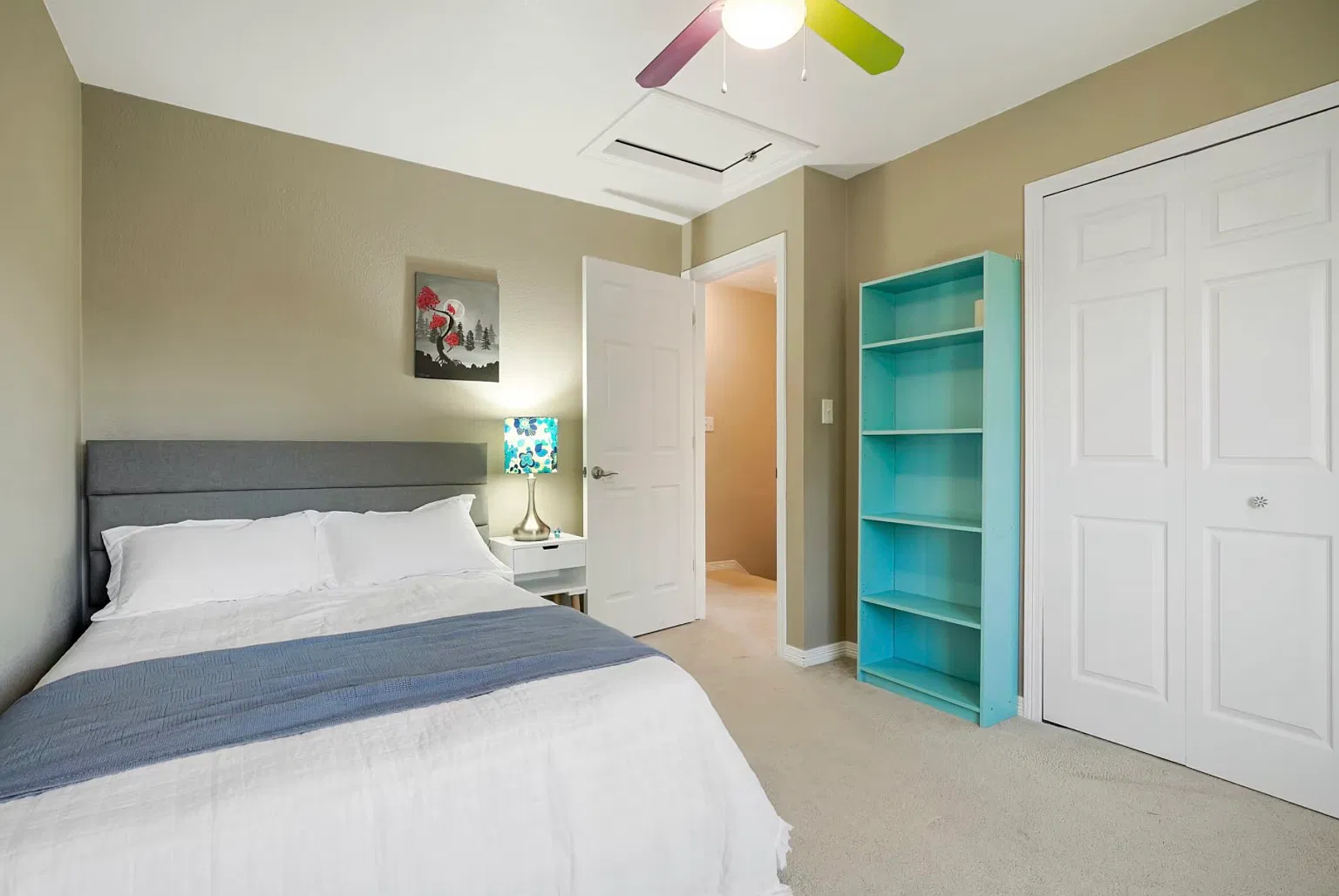 11430 W Powers Ave — Photo 3