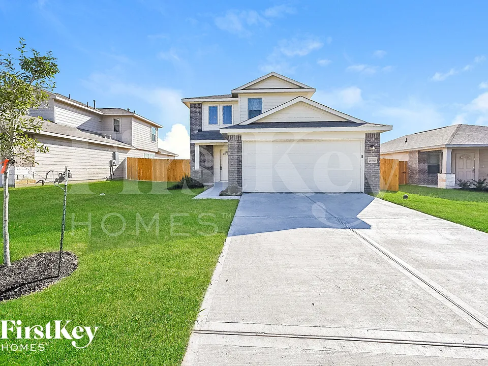 25590 Roy Rogers Rd