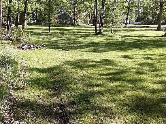 5th image of 4081 Bayview Dr