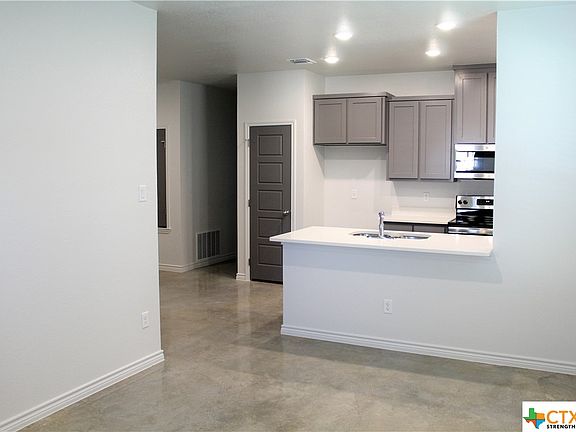 2nd image of 318 Dolphin Dr