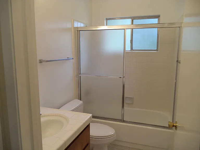 228 Webster St #C — Photo 21