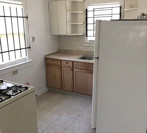 4th image of 9291 Sorrento St