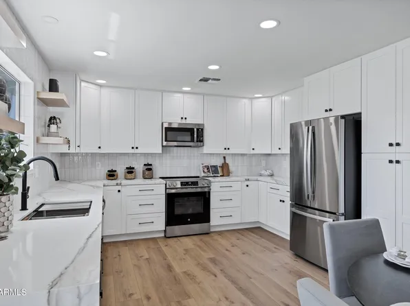 640 S 34TH Street, Mesa, AZ 85204