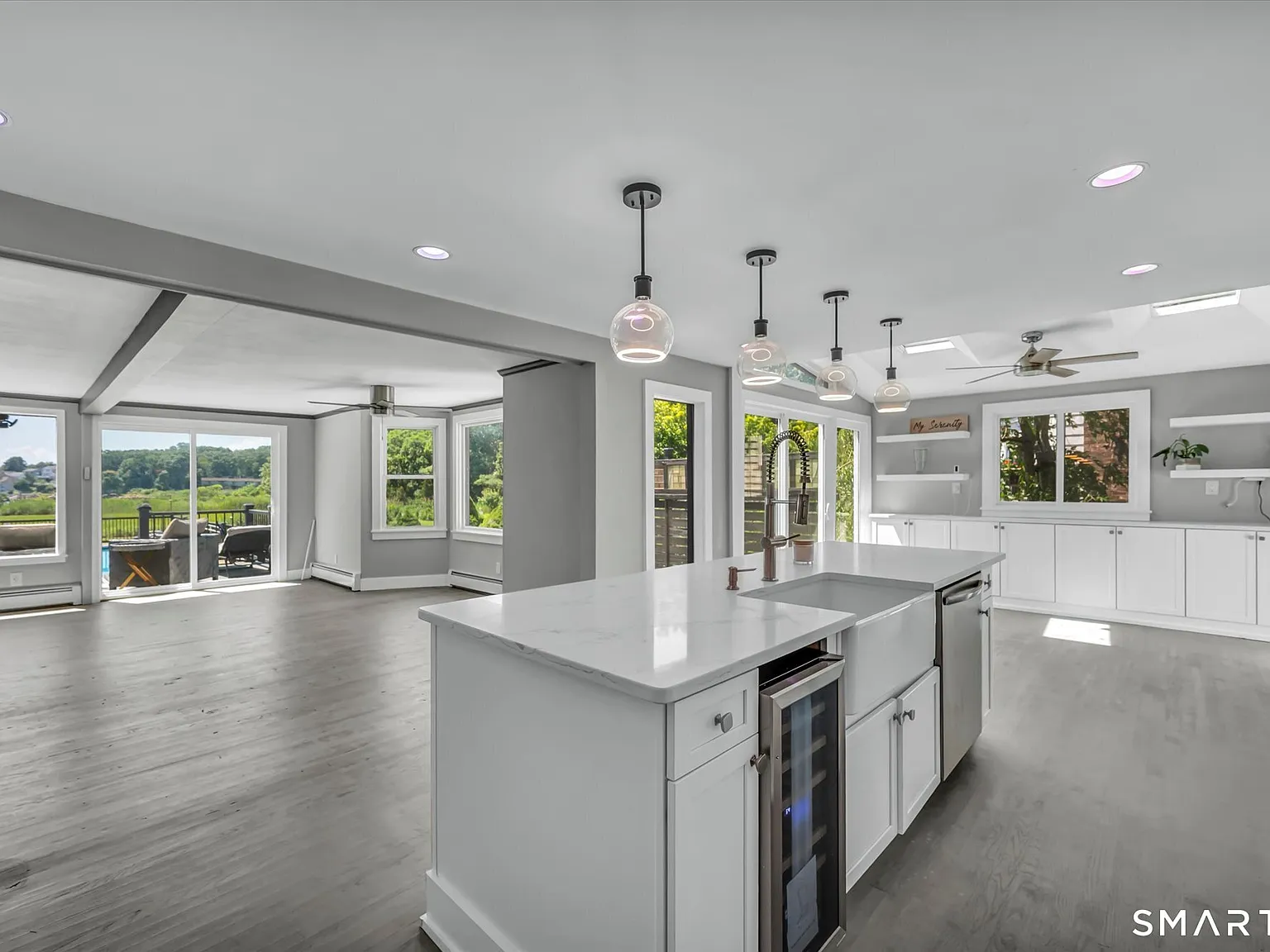 3 bed, 2.5 bath, 2400 sqft, $5,000 — Photo 4