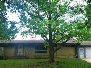 306 Mission Rd, Eureka, KS 67045