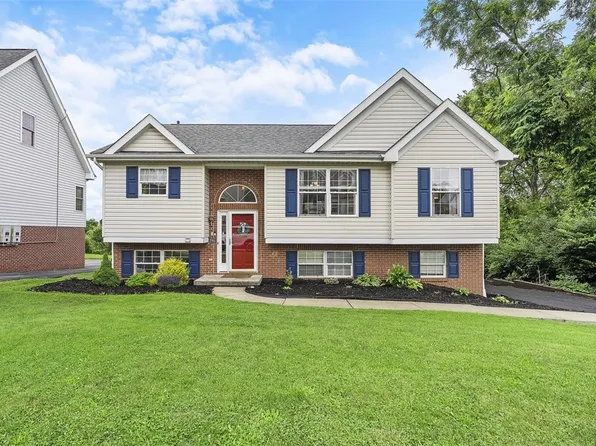 196 Oak Brook Cir, Pittsburgh, PA 15220