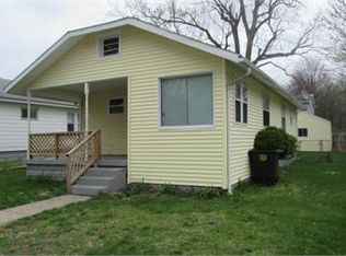 1230 Clover St, South Bend, IN 46615
