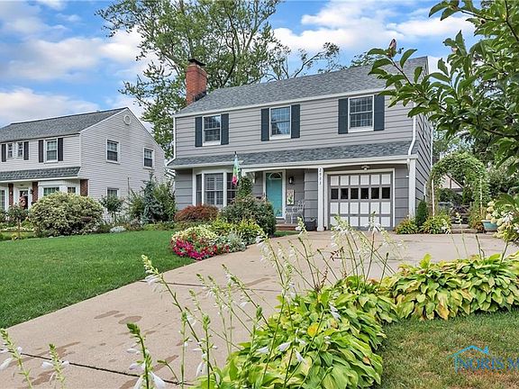 3rd image of 2933 Middlesex Dr