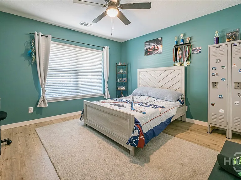 17 Raintree Way — Photo 25