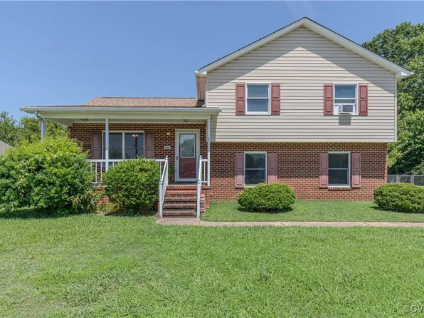 3907 Jamestown Dr, Hopewell, VA 23860