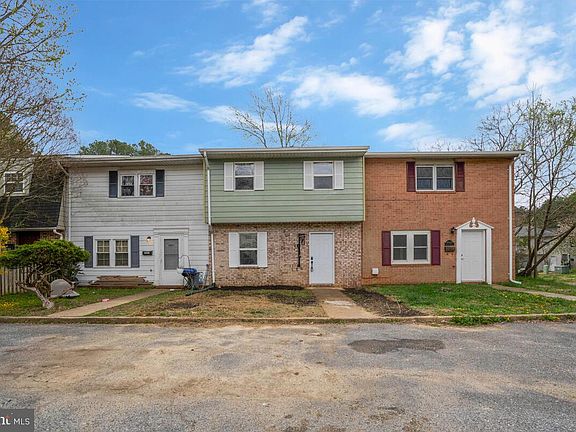 2nd image of 46855 Rogers Dr