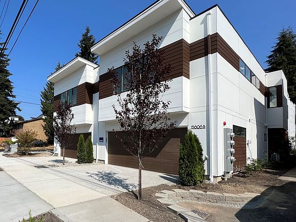 4th image of 809 SW 156th St