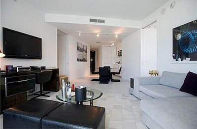 2nd image of 2201 Collins Ave #1611