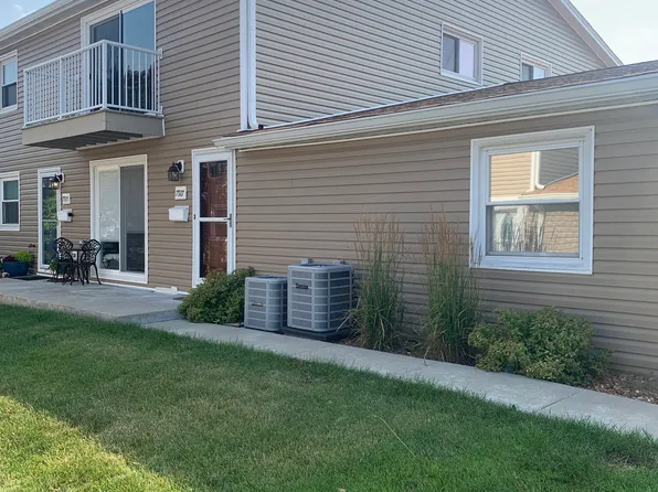 7927 164th Pl, Tinley Park, IL 60477