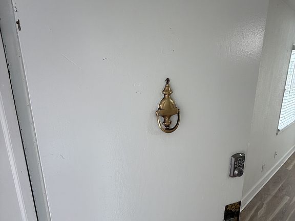 2nd image of 201 E Ocean View Ave #11432900