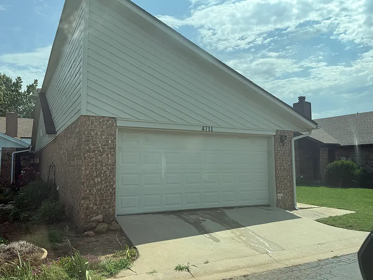 4711 Hemlock Ln — Photo 22