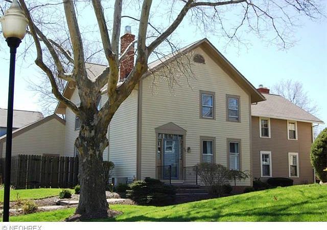 1st image of 46 Hudson Common Dr