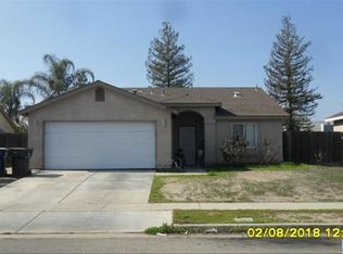 927 Palo Alto St, Tulare, CA 93274