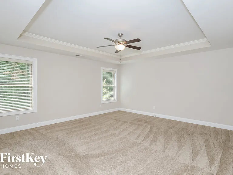 101 Village Park Dr — Photo 8