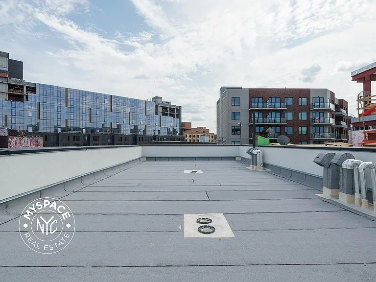 923 Broadway #4C — Photo 15